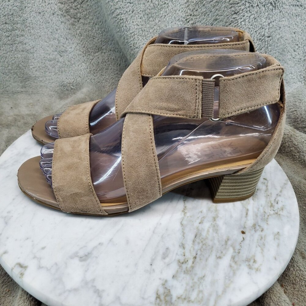 Naturalizer Shoes Womens Size 6 Brown Faux Leather Adele Cross Strap Sandals